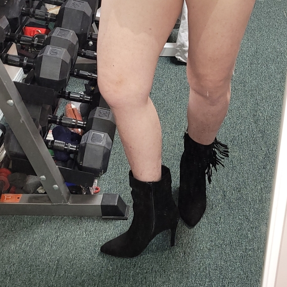 Ladies JustFab suede side tassels & zipper, black size 8.5 - Picture 14 of 15